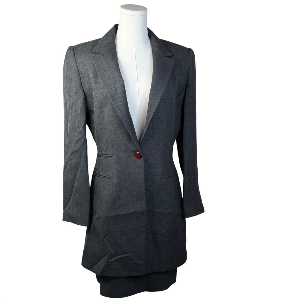 Larry Levine Suits Womens Size 6 Gray Skirt Set Longline Blazer Red Button 2pc
